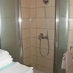 With Wifi - 7858 Apartment